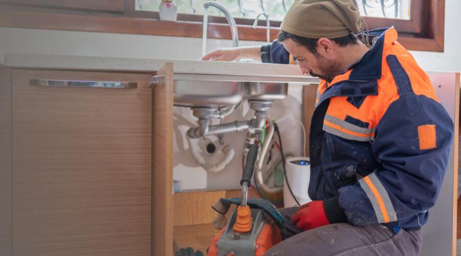 leaky faucet repair in Noblesville, IN